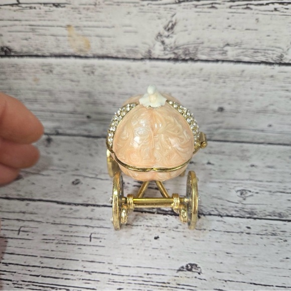 Cinderella Pumpkin Carriage MINI Trinket Box Pink Rhinestone Collectible - Picture 4 of 6
